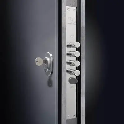 Serrure multipoints pour porte blindée anti-effraction CR4.