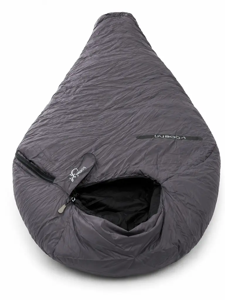 Sac de couchage grand froid Lodenn déplié fermé.